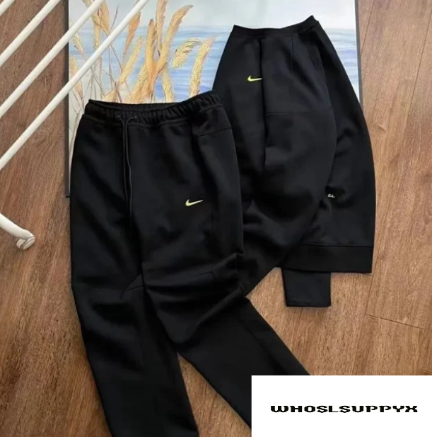 Nike Set 2